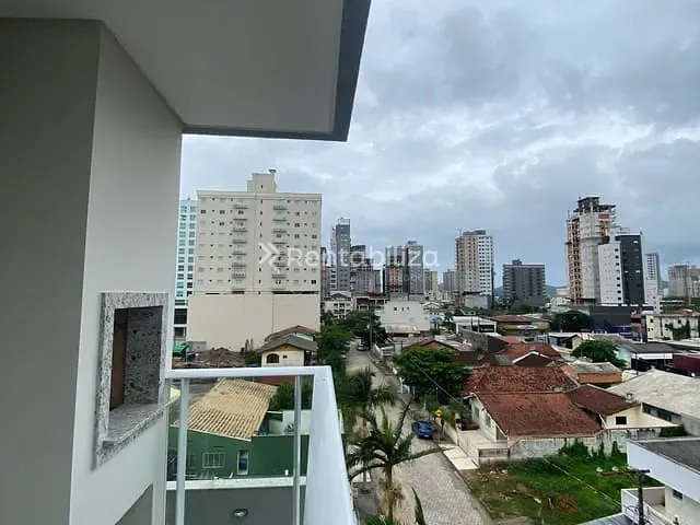 Apartamento 2 quartos e 3 banheiros, à venda, no bairro Perequê em Porto Belo