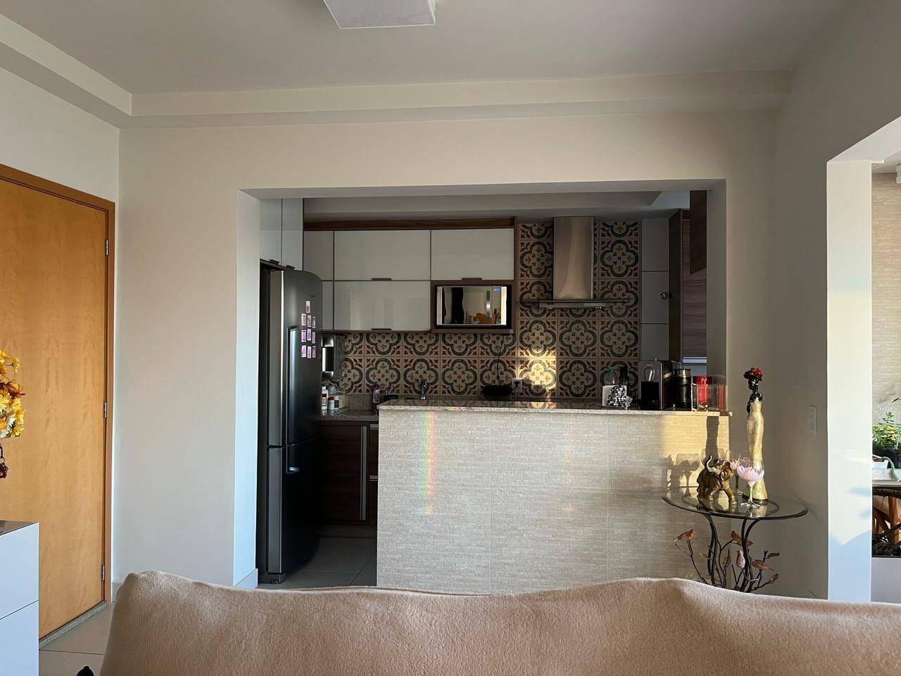 Apartamento à venda com 3 quartos, 93m² - Foto 3