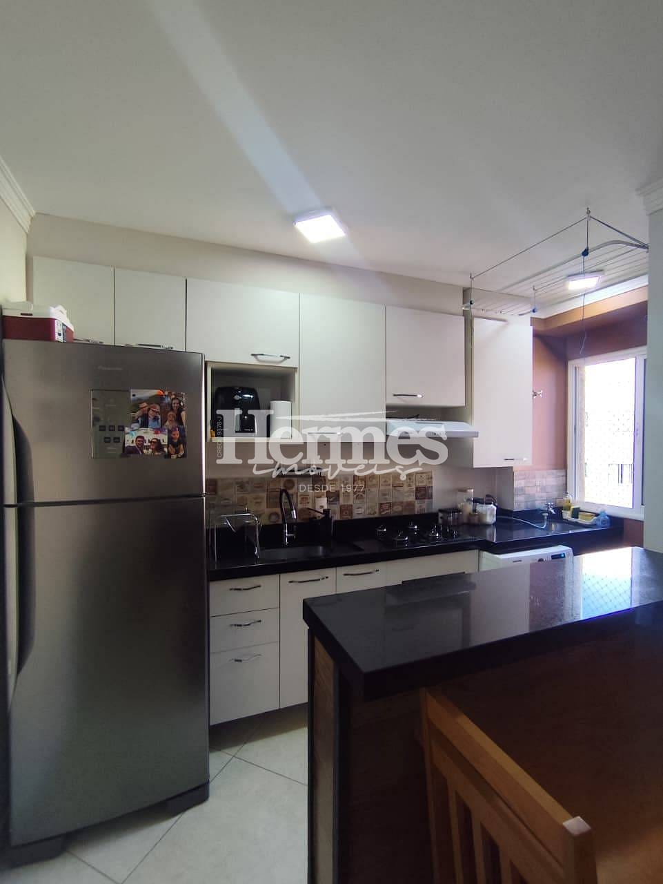 Apartamento à venda com 2 quartos, 48m² - Foto 2