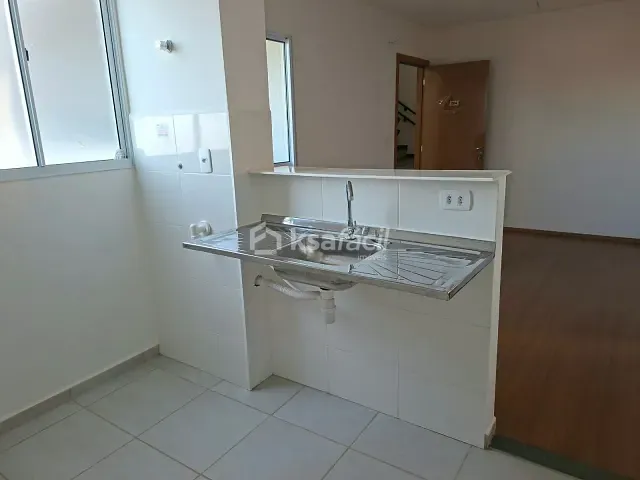 Apartamento 2 quartos e 1 banheiro, à venda, no bairro Centenário em Campo Grande