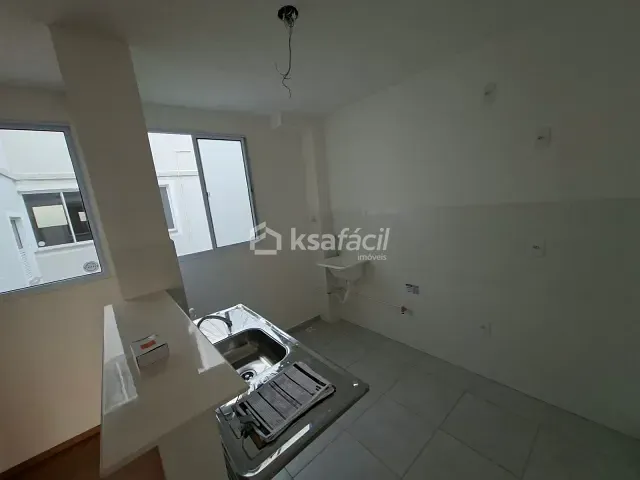 Apartamento 2 quartos e 1 banheiro, à venda, no bairro Centenário em Campo Grande