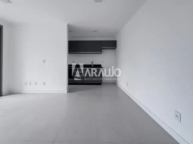 Apartamento 2 quartos e 1 banheiro, à venda, no bairro São Vicente em Itajaí