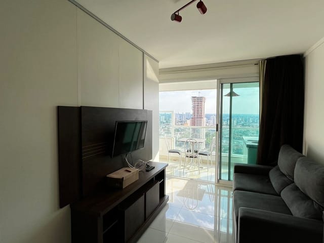 Apartamento 1 quarto e 1 banheiro, para alugar, no bairro Setor Bueno em Goiânia