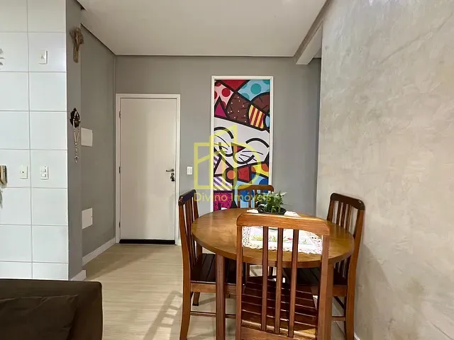 Apartamento 2 quartos e 1 banheiro, à venda, no bairro Jardim São Carlos em Sorocaba