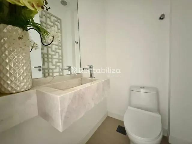 Apartamento 2 quartos e 3 banheiros, à venda, no bairro Morretes em Itapema