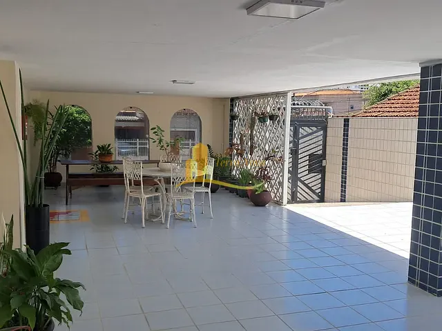 Apartamento com 50m² 1 quarto e 1 banheiro, à venda ou para alugar, no bairro Ocian em Praia Grande