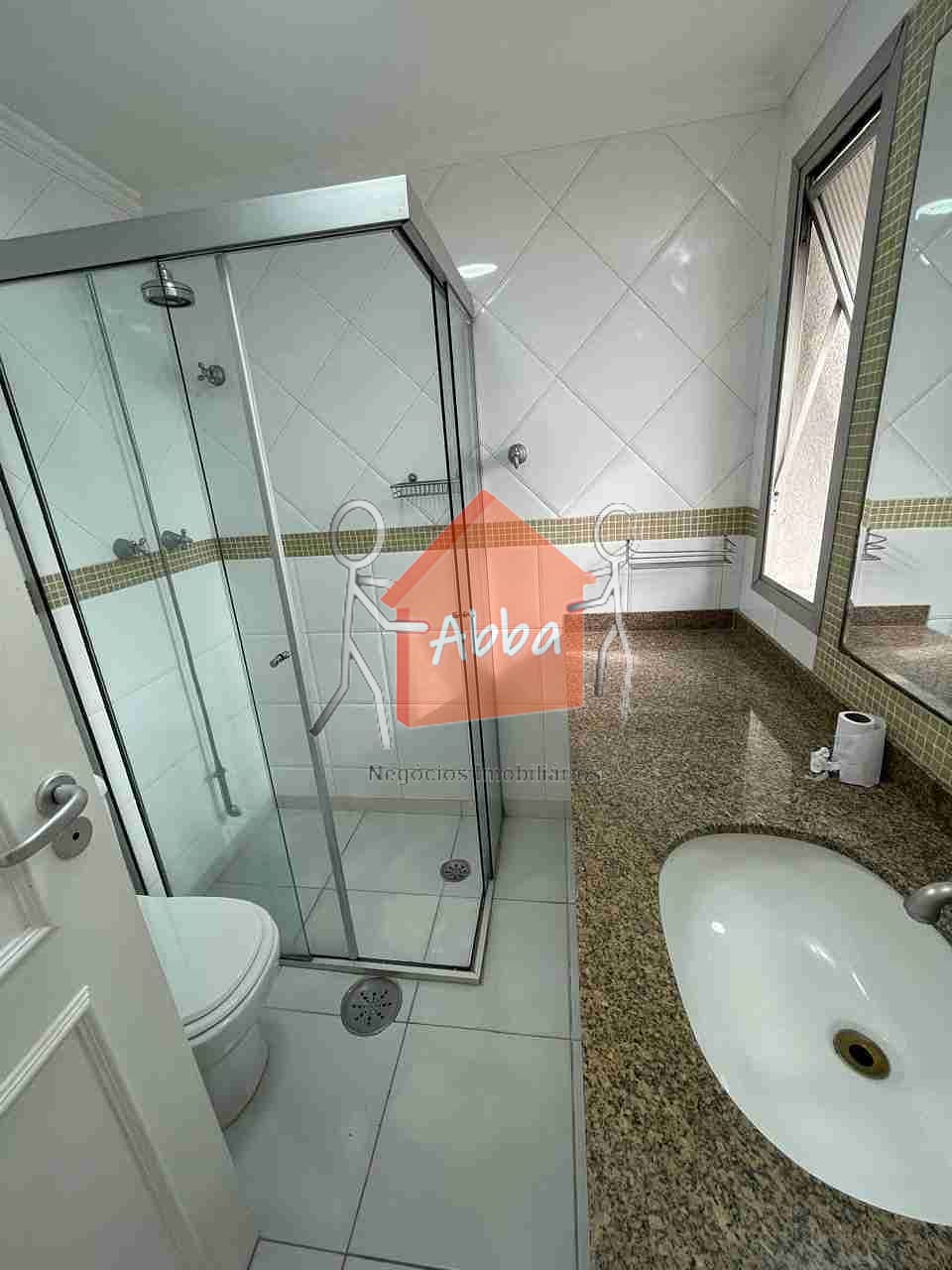 Apartamento para alugar com 4 quartos, 200m² - Foto 17