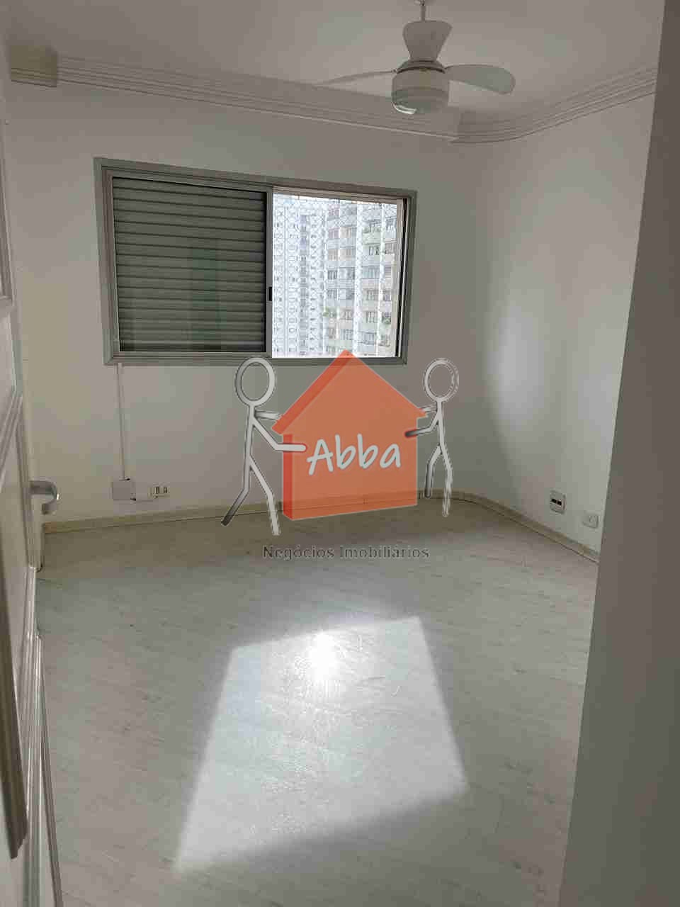 Apartamento para alugar com 4 quartos, 200m² - Foto 16