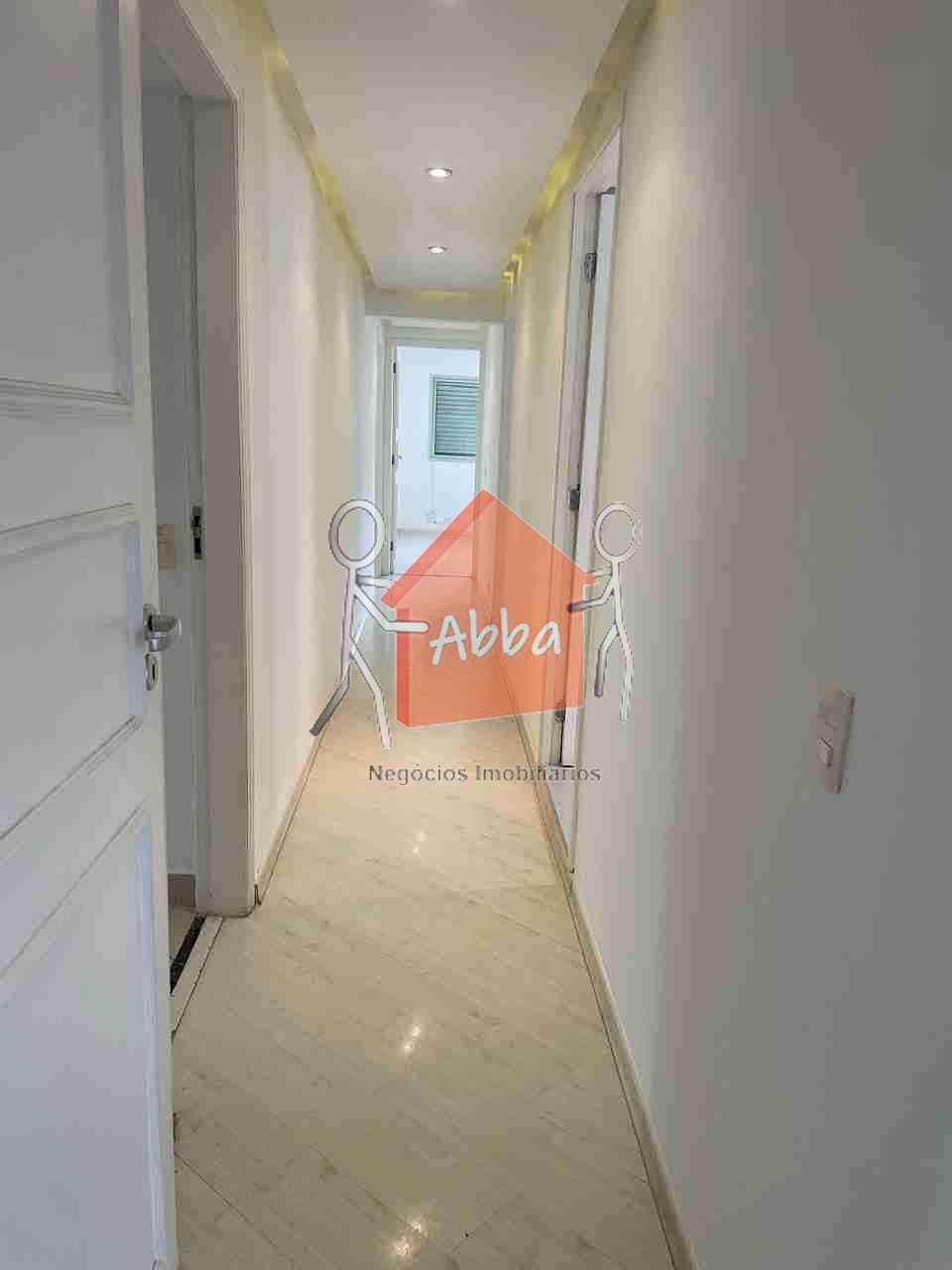 Apartamento para alugar com 4 quartos, 200m² - Foto 11