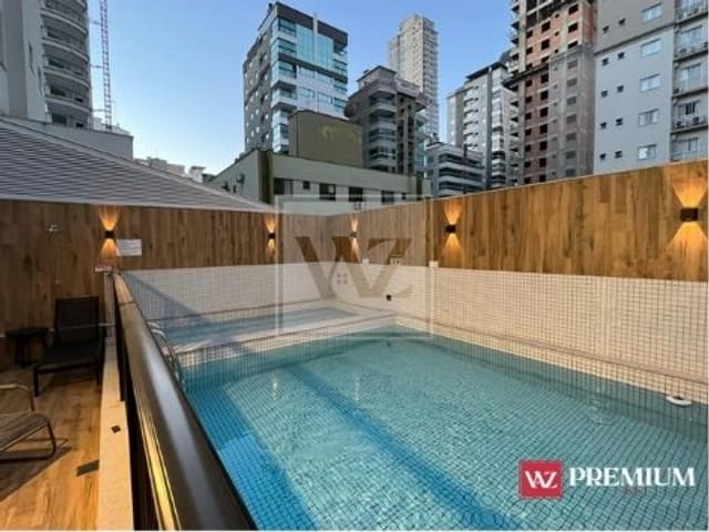 Apartamento 4 quartos e 5 banheiros, à venda, no bairro Meia praia em Itapema