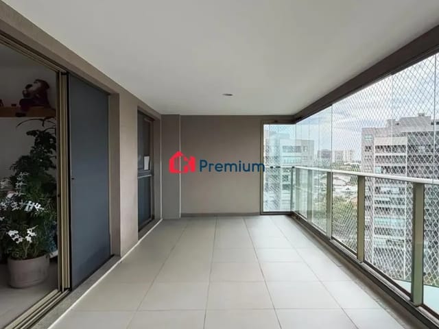 Apartamento 4 quartos e 5 banheiros, à venda, no bairro Barra da Tijuca em Rio de Janeiro