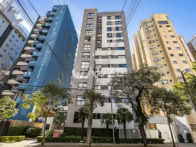 Apartamento com 49m² 1 quarto e 1 banheiro, à venda, no bairro Cristo Rei em Curitiba
