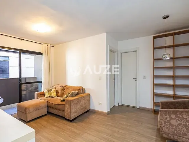 Apartamento com 49m² 1 quarto e 1 banheiro, à venda, no bairro Cristo Rei em Curitiba