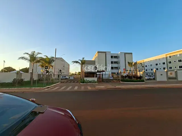Apartamento 2 quartos e 1 banheiro, à venda, no bairro Centenário em Campo Grande