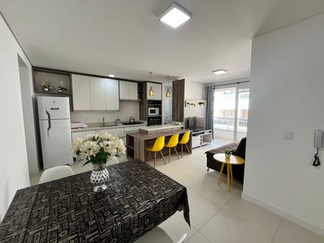Apartamento com 75m² 2 quartos e 2 banheiros, à venda, no bairro Ingleses do Rio Vermelho em Florianópolis