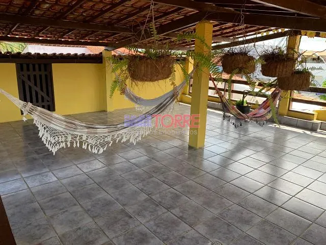 Apartamento com 197m² 3 quartos e 2 banheiros, à venda, no bairro Pontal em Ilhéus