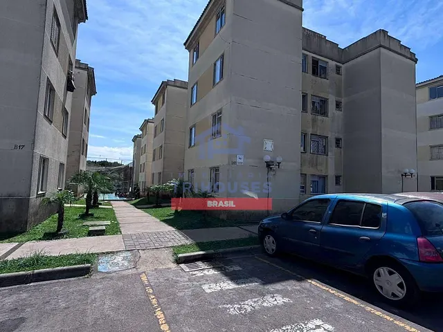 Apartamento 2 quartos e 1 banheiro, à venda, no bairro Ganchinho em Curitiba