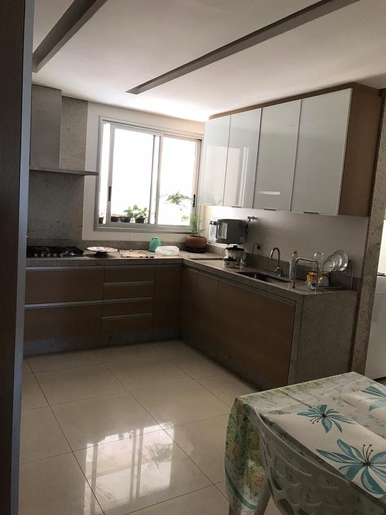 Apartamento à venda com 3 quartos, 208m² - Foto 14