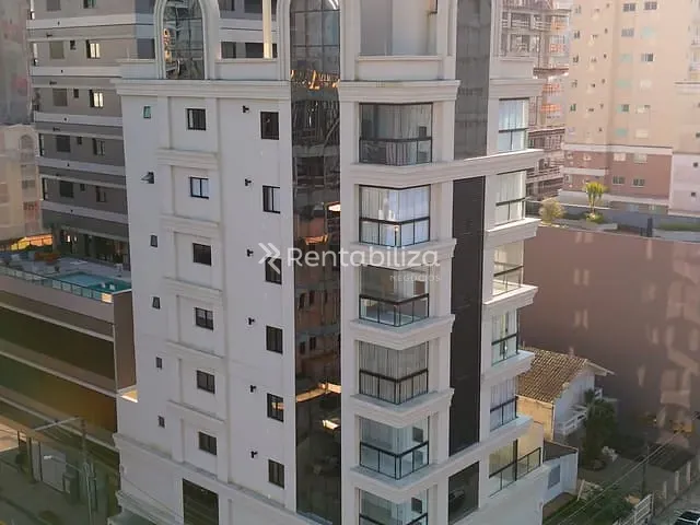 Apartamento 2 quartos e 3 banheiros, à venda, no bairro Meia Praia em Itapema