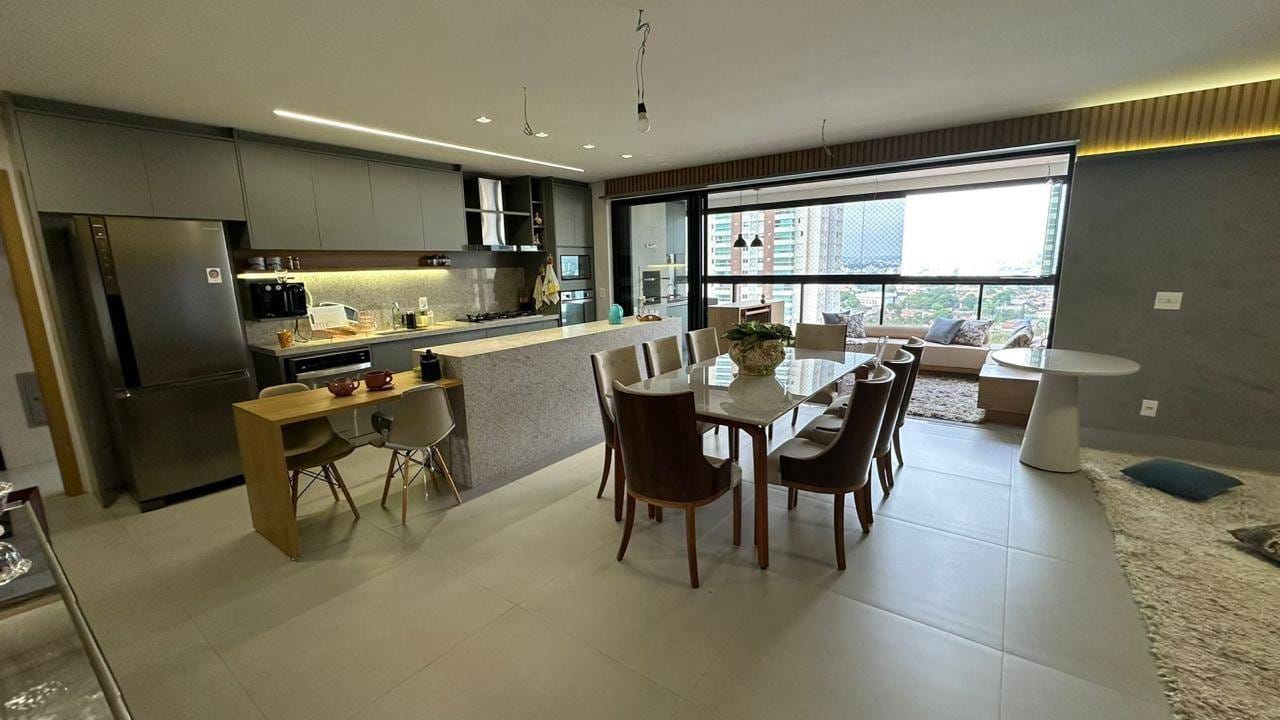 Apartamento à venda com 3 quartos, 160m² - Foto 6