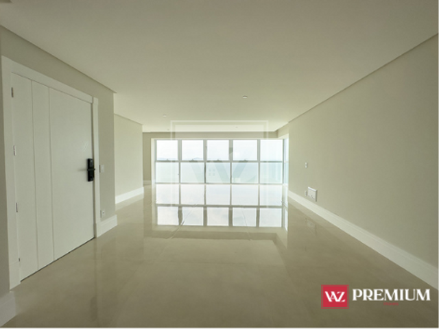 Apartamento 4 quartos e 5 banheiros, à venda, no bairro Centro em Balneário Camboriú