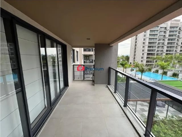 Apartamento 3 quartos e 2 banheiros, à venda, no bairro Barra da Tijuca em Rio de Janeiro