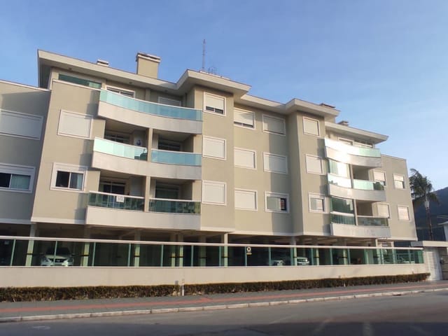 Apartamento com 128m² 3 quartos e 2 banheiros, à venda, no bairro Ingleses do Rio Vermelho em Florianópolis