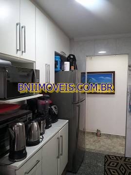 Apartamento à venda com 3 quartos, 71m² - Foto 2