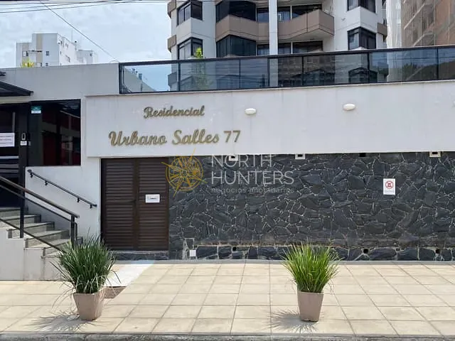 Apartamento com 210m² 3 quartos e 4 banheiros, à venda, no bairro Centro em Florianópolis