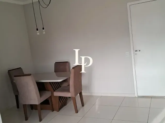 Apartamento com 50m² 2 quartos e 1 banheiro, para alugar, no bairro Sítio da Figueira em São Paulo