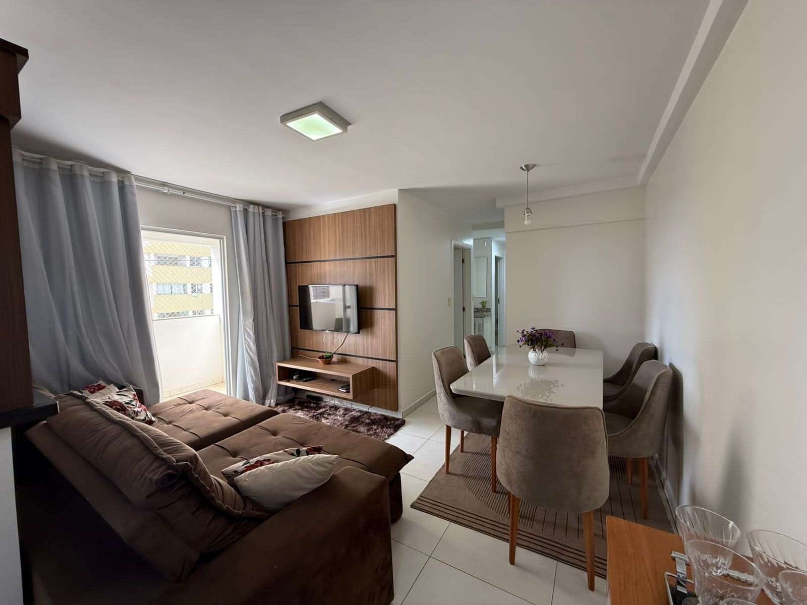 Apartamento à venda com 3 quartos, 75m² - Foto 1
