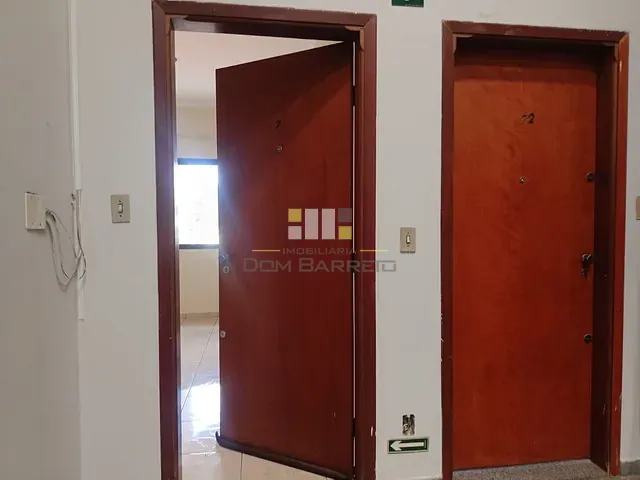 Apartamento 2 quartos e 1 banheiro, para alugar, no bairro Centro em Sumaré