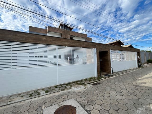 Apartamento com 360m² 9 quartos e 9 banheiros, à venda, no bairro Ingleses do Rio Vermelho em Florianópolis