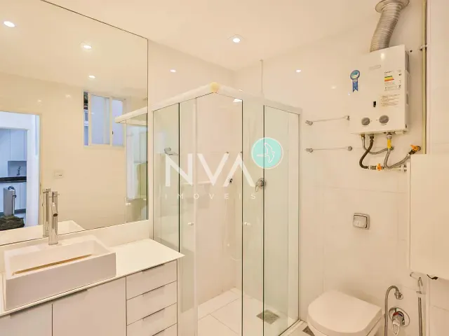 Apartamento com 48m² 1 quarto e 2 banheiros, para alugar, no bairro Copacabana em Rio de Janeiro