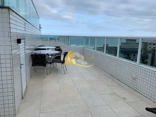 Apartamento 2 quartos e 2 banheiros, à venda, no bairro Tupi em Praia Grande