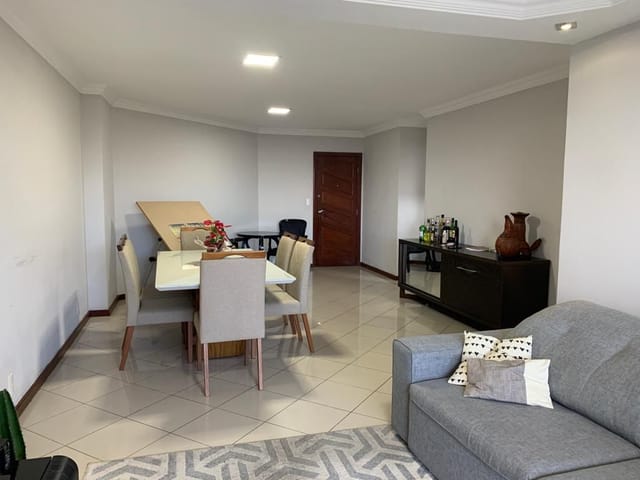 Apartamento com 140m² 3 quartos e 3 banheiros, à venda, no bairro Granja dos Cavaleiros em Macaé