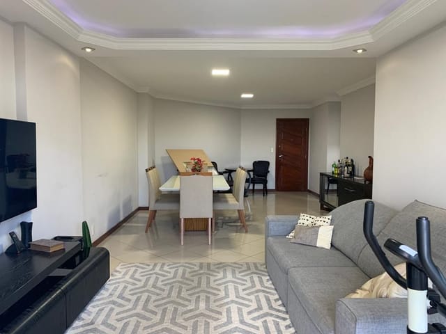 Apartamento com 140m² 3 quartos e 3 banheiros, à venda, no bairro Granja dos Cavaleiros em Macaé