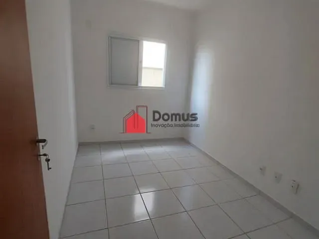Apartamento para alugar, no bairro Parque das Palmeiras em Pindamonhangaba