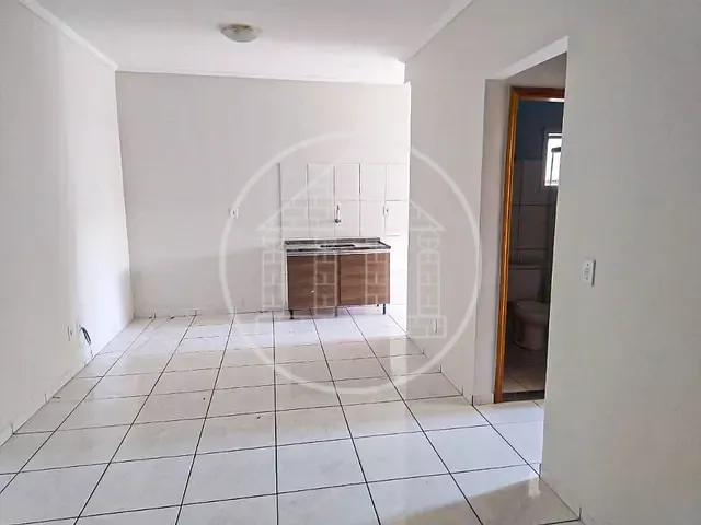Apartamento 2 quartos e 1 banheiro, para alugar, no bairro Jardim Beatriz em São Paulo