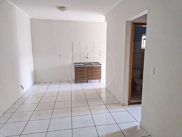 Apartamento 2 quartos e 1 banheiro, para alugar, no bairro Jardim Beatriz em São Paulo