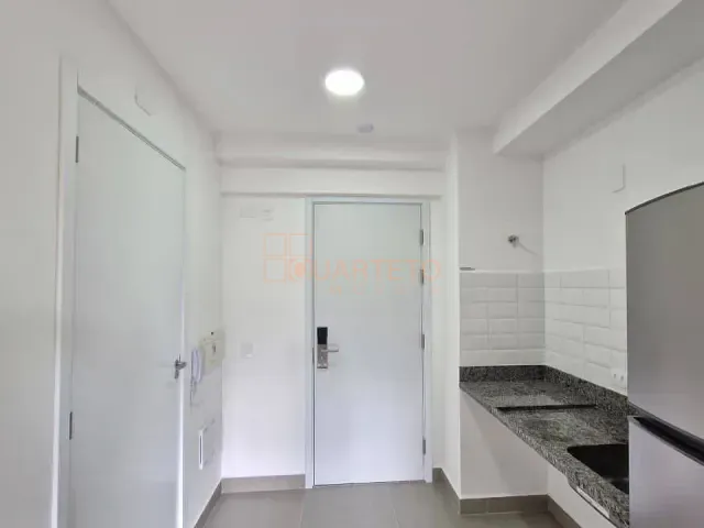 Apartamento 1 quarto e 1 banheiro, à venda ou para alugar, no bairro Água Branca em São Paulo