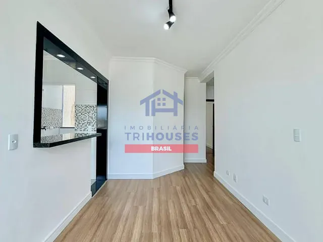 Apartamento 2 quartos e 1 banheiro, à venda, no bairro Costeira em São José dos Pinhais