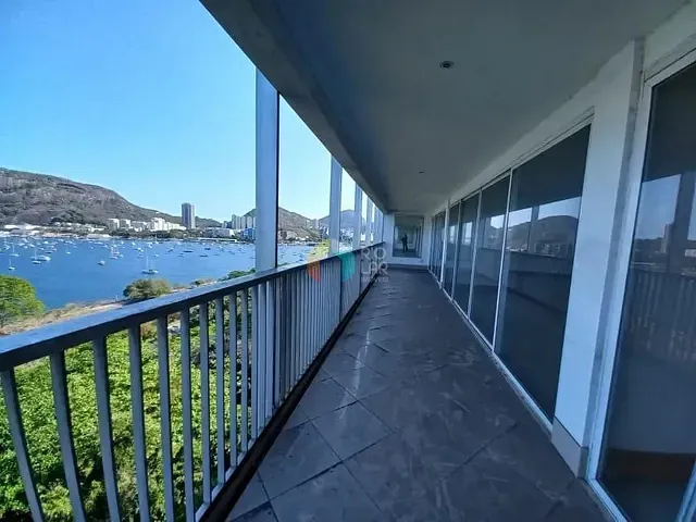 Apartamento com 600m² 4 quartos e 5 banheiros, à venda, no bairro Flamengo em Rio de Janeiro