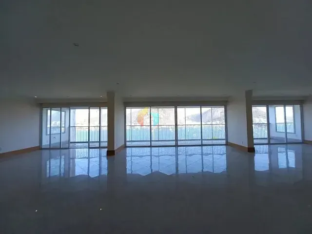 Apartamento com 600m² 4 quartos e 5 banheiros, à venda, no bairro Flamengo em Rio de Janeiro
