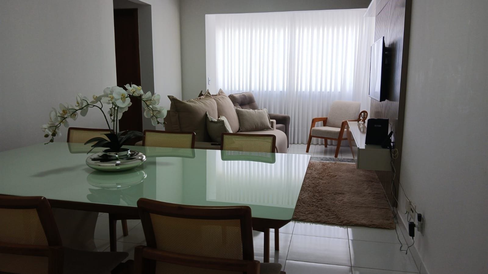 Apartamento à venda com 2 quartos, 68m² - Foto 3