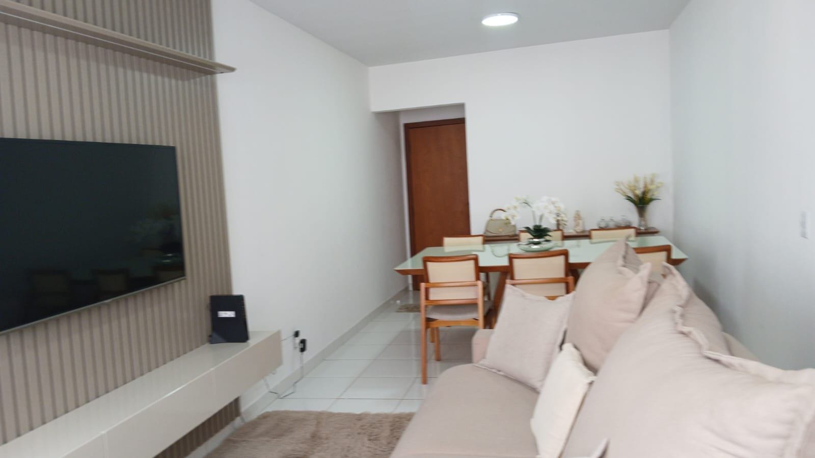 Apartamento à venda com 2 quartos, 68m² - Foto 4