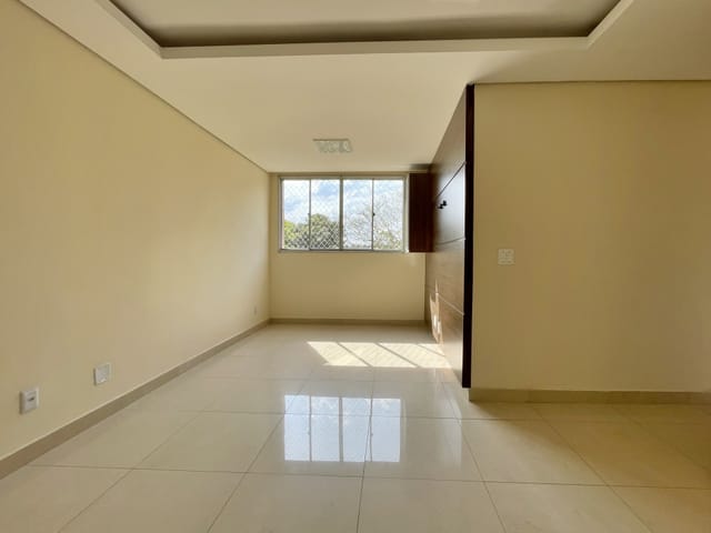Foto do Apartamento - Apartamento para locação com 3 quartos (1 suíte) armarios planejados e duas vagas, Planalto, Belo Horizonte, MG | Deltalar Imóveis