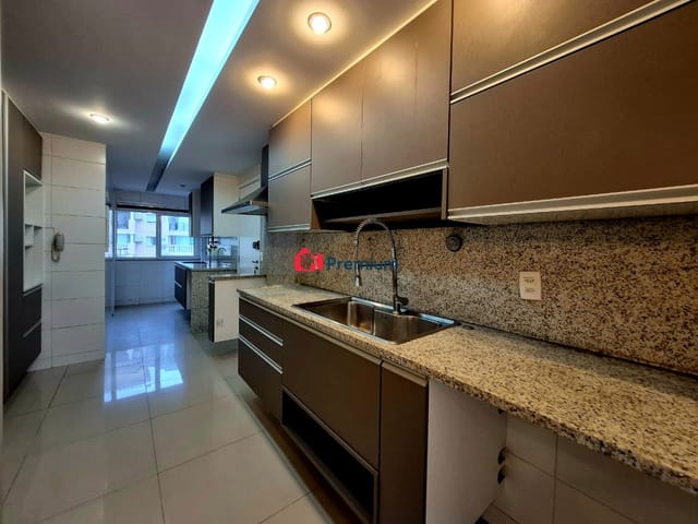 Apartamento 4 quartos e 4 banheiros, à venda, no bairro Barra da Tijuca em Rio de Janeiro