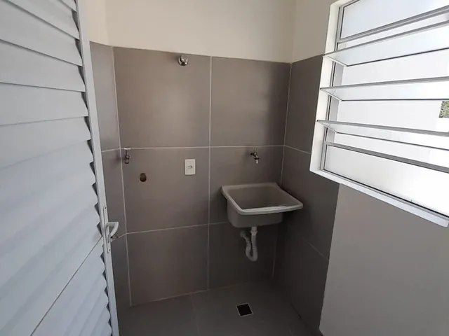 Apartamento com 25m² 1 quarto e 1 banheiro, para alugar, no bairro Vila Assunção em Santo André