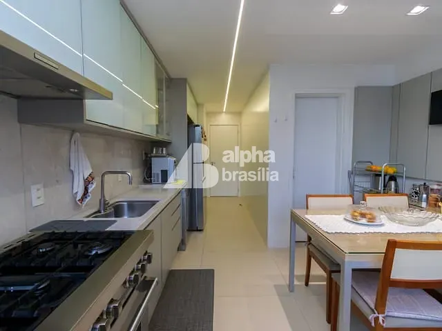 Apartamento com 522m² 4 quartos e 5 banheiros, à venda, no bairro Setor Noroeste em Brasília